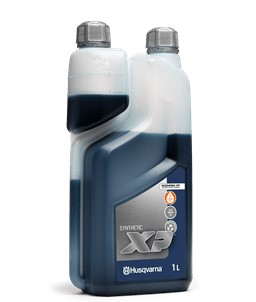 Olej pre 2T motory HUSQVARNA XP® Synthetic  (1 liter s odmerkou)